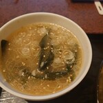 熟成田舎味噌らーめん 幸麺 - 付属のスープ　あっさりしてます