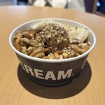 H's CREAM/LION TEA - 