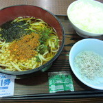 浜名湖サービスエリア 遠州庵 - あおさうどん しらすご飯セット　680円