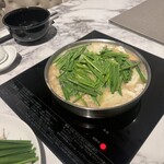 博多もつ鍋 やま中 - 