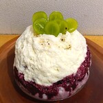 京氷菓 つらら - 白ぶどうの『シャインマスカット』の旨みと甘み、黒ぶどうの『ナガノパープル』のさわやかな甘みという『高級ぶどう』の両方の旨みと甘みが味わえた～!!( ^o^)ﾉ
