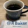 R Baker 富谷店