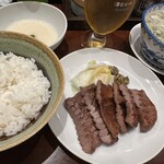 たんや 善治郎 牛たん通り店 - 