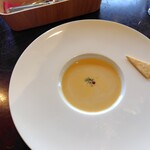 モンカバ - バターナッツカボチャの冷製スープ