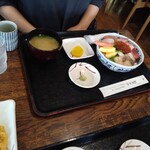 柿崎商店 海鮮工房 - 同じく海鮮丼