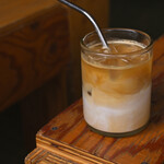 アバウトライフコーヒーブリュワーズ - アイスラテ(Regular/DOUBLE SHOT)@税込737円