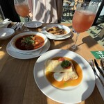 「ミシュカ」キッチン＆バー - 日差しが強くて、写真が上手く撮れず(^-^;