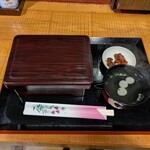 昼だけ鰻重 - 