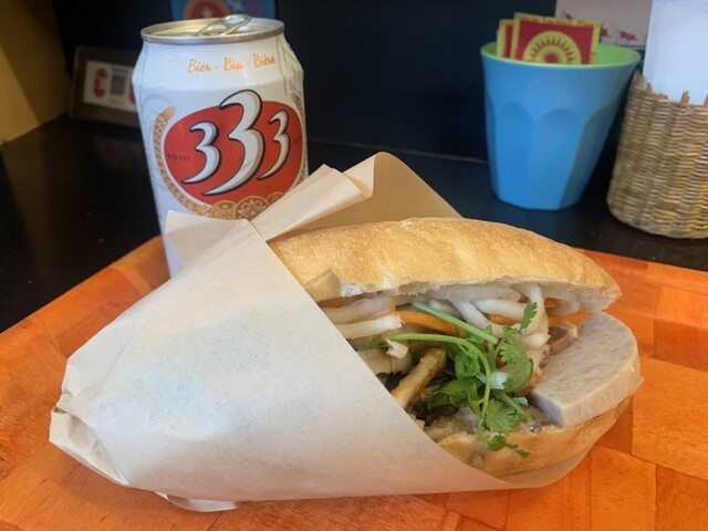 Vietnam Sandwich Aosanzu photo