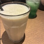 チャーリーズ - 