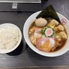 横浜中華そば 維新商店 本店