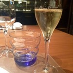 モダンフレンチ 「コラージュ」 コンラッド東京 - アペリティフ