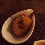 ワインと串揚げ こぱん - ナスに味噌のせ