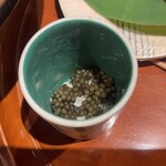 銀座 しのはら - 焼き鮎につけて食べるサワークリームとキャビアのソース（胡瓜、湯むきトマト、ディル、レモンバーム入り）