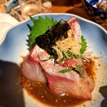貝と魚と炉ばたのバンビ - 胡麻ブリの刺身