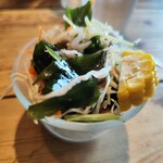 麺づくり 蒼空 - ランチサービスのサラダ