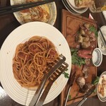 シュラスコ 肉寿司食べ放題 夜景肉バル サルーテジャポン - 