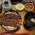 川勢 - ひつまぶしランチ(￥2200円)　お麩のお吸い物