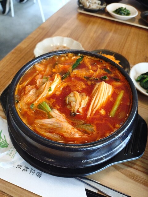 帯広純豆腐（オビヒロスンドゥブ） - 柏林台（韓国料理）の写真