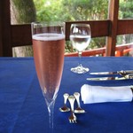 ソムリエチョイスのスパークリング　渇いた喉に最高!!