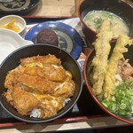資さんうどん 堺浜寺店 - 