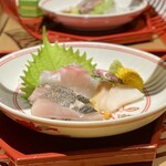 界 加賀 - お造り（鰆／鯛／バイ貝）