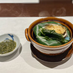 界 加賀 - 先付け：鮑のわかめ蒸し