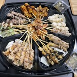 晩酌亭 - 料理写真:焼き鳥盛合せ36本、唐揚げ、キャベツ付き 4000円