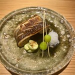 和味 志元 - 北海道産新さんまの肝醤油焼き