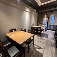 和味 志元 - 店内