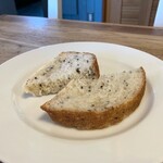 リトルネスト - 自家製パン