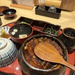 あつた蓬莱軒 松坂屋店 - 