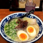 博多らーめん ShinShin 天神本店 - 