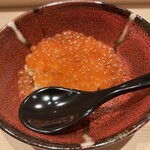 SUSHITOKYOTEN、 - イクラ丼