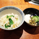 よろにく - 松茸ごはんとお新香