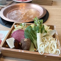 しゃぶしゃぶと焼肉 わにく ミッドランドスクエア店 - 