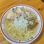 田中そば店 本店 - 冷やしはあっさりスープだがコクがあって夏にぴったりの一杯。
