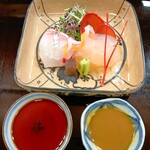 菊乃井 - 向付 壱、お刺身 明石鯛 伊勢海老 あしらい一式 醤油たち