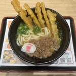 資さんうどん - 妻の肉ごぼ天うどん　ごぼ天5本　820円