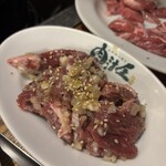 羊肉炭火焼 肉汁屋 - 