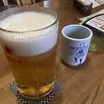 割烹　若鮨 - 大ジョッキ、湯呑み、猪口