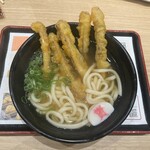 資さんうどん - 息子のごぼ天5本　550円　肉が入らなければ随分安い
