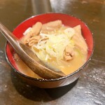 生つくね元屋  - もつ煮込み