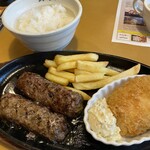 ブロンコビリー - 料理写真:焼きがんこハンバーグ&肉厚とろあじフライランチ