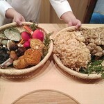 日本料理 新茶家 - 本日の特選素材　きのこたち