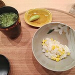 日本料理 新茶家 - 盛り付けるとこうです。残りはお土産でもらいました。
