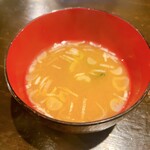 生つくね元屋  - 最後にサービスの味噌汁が出ます