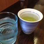 茂七 - お茶も美味しい。