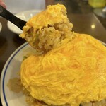 紫金飯店 - 玉子炒飯大盛り