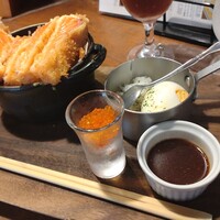 Seafood bar Ermitage 代々木店 - とろサーモンレアカツ丼 3003円 ドリンクセット